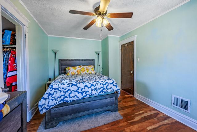 410 Repton Road, Riverside, IL 60546