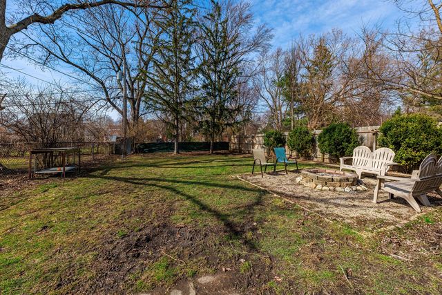 410 Repton Road, Riverside, IL 60546