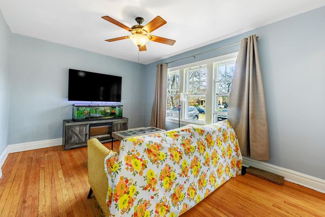 410 Repton Road, Riverside, IL 60546