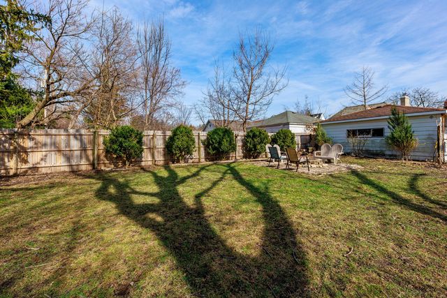 410 Repton Road, Riverside, IL 60546