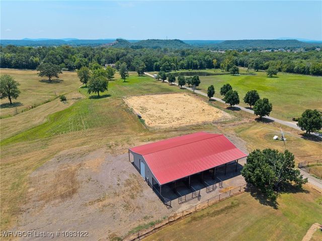 2421 Ponderosa Lane, Fort Smith, AR 72916
