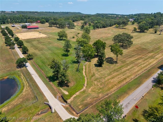 2421 Ponderosa Lane, Fort Smith, AR 72916