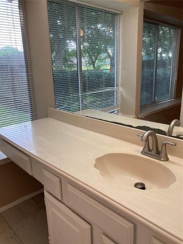 2015 Shorewood Lane, Sugar Land, TX 77479