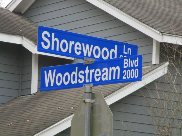 2015 Shorewood Lane, Sugar Land, TX 77479