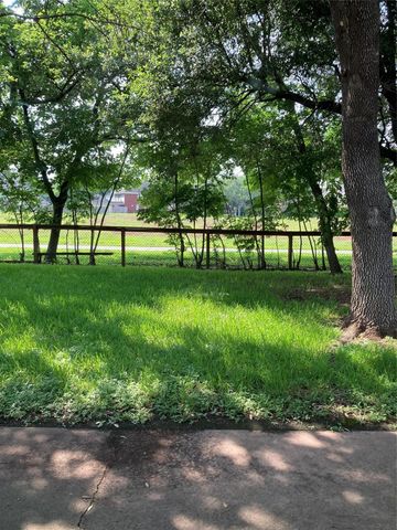 2015 Shorewood Lane, Sugar Land, TX 77479
