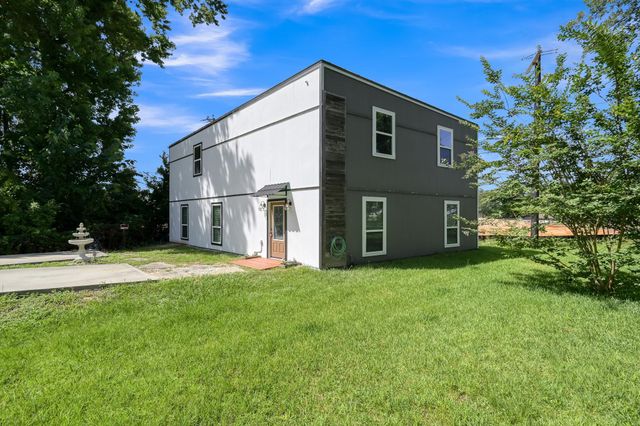 16818 W Alderson, Montgomery, TX 77316