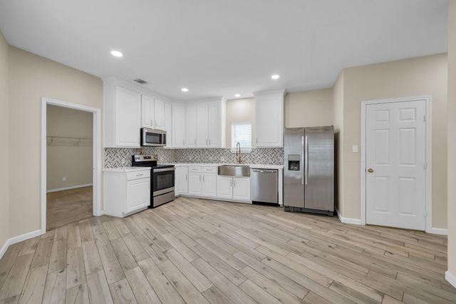 16818 W Alderson, Montgomery, TX 77316