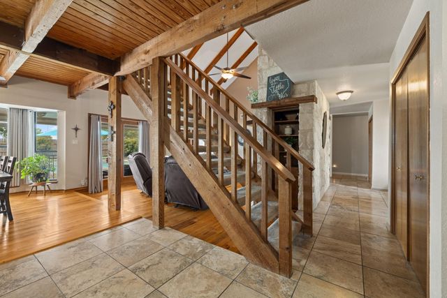 110 Riverwood DR, Georgetown, TX 78628