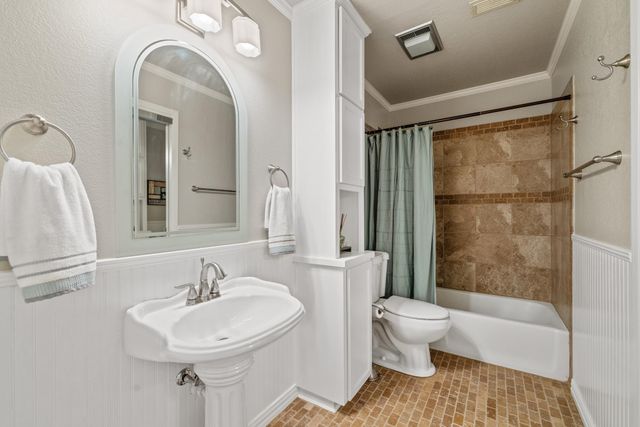 110 Riverwood DR, Georgetown, TX 78628