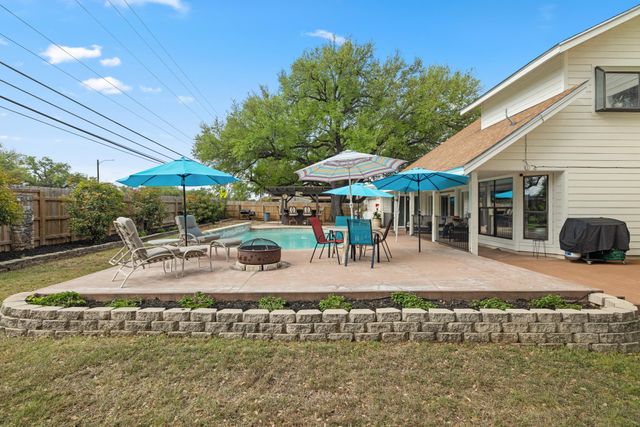 110 Riverwood DR, Georgetown, TX 78628