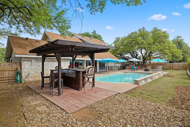 110 Riverwood DR, Georgetown, TX 78628