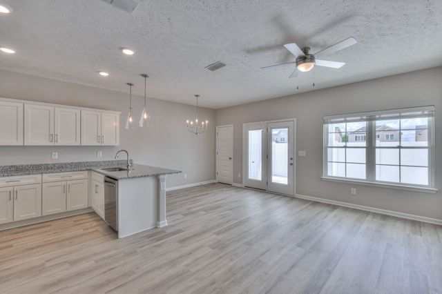 31 Hardwood Rd, Tullahoma, TN 37388
