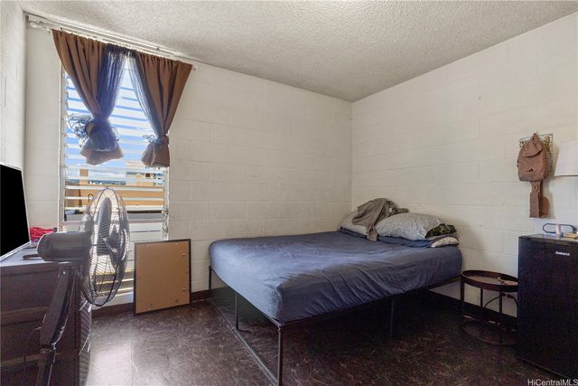 906 Lehua Avenue B403, Pearl City, HI 96782