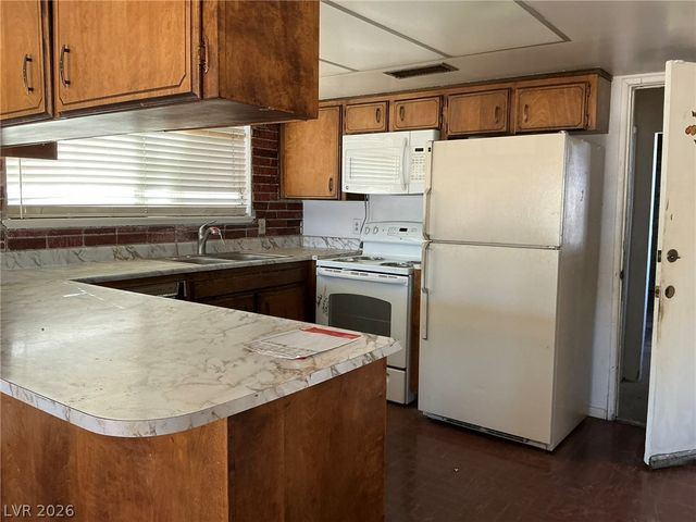 3685 Edison Avenue, Las Vegas, NV 89121