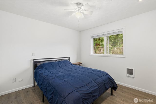 23105 20th Avenue S, Des Moines, WA 98198