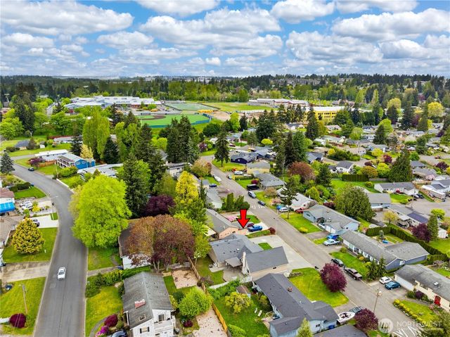 23105 20th Avenue S, Des Moines, WA 98198