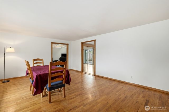 23105 20th Avenue S, Des Moines, WA 98198