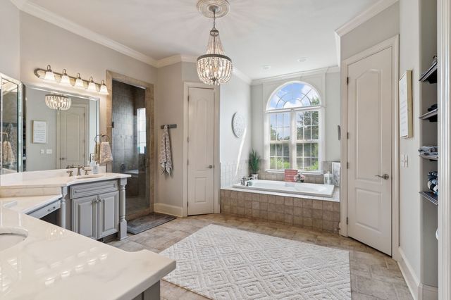 815 Stonebrook Dr, Lebanon, TN 37087