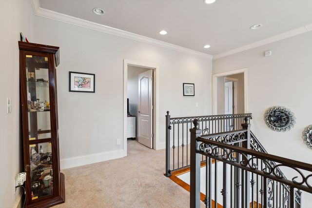 815 Stonebrook Dr, Lebanon, TN 37087