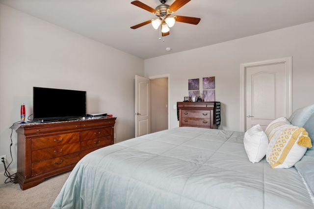 815 Stonebrook Dr, Lebanon, TN 37087