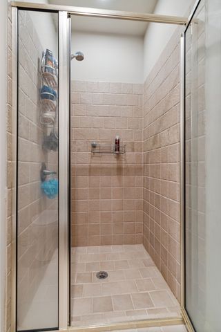 815 Stonebrook Dr, Lebanon, TN 37087