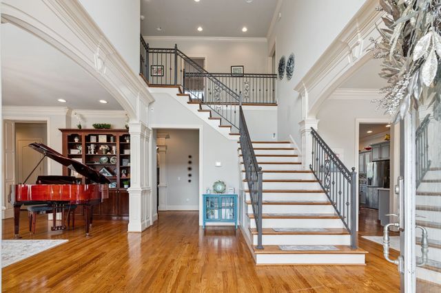 815 Stonebrook Dr, Lebanon, TN 37087