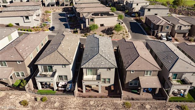 1055 Strada Mazoni, Henderson, NV 89011