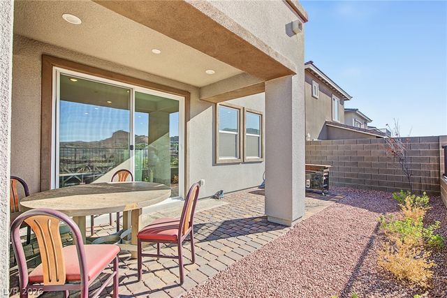 1055 Strada Mazoni, Henderson, NV 89011