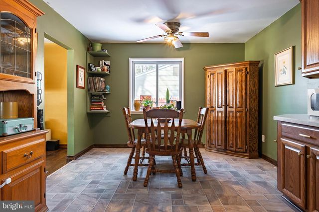 316 E COLLINGS DR, Williamstown, NJ 08094