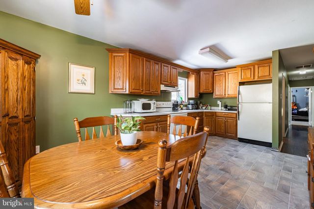 316 E COLLINGS DR, Williamstown, NJ 08094