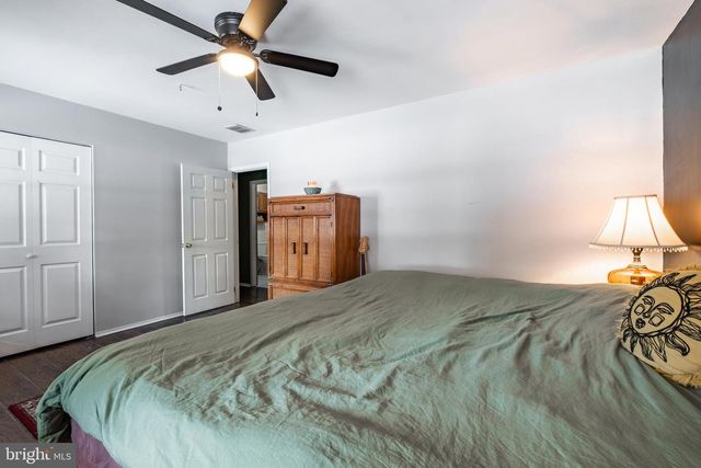 316 E COLLINGS DR, Williamstown, NJ 08094