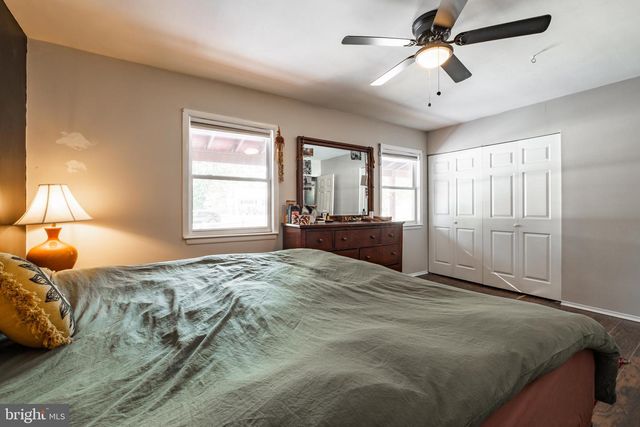 316 E COLLINGS DR, Williamstown, NJ 08094