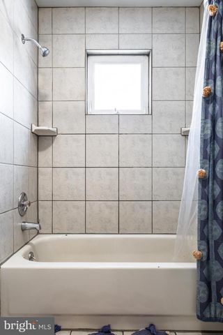 316 E COLLINGS DR, Williamstown, NJ 08094