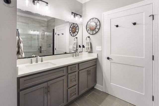 105 Belvior CIR, Moneta, VA 24121