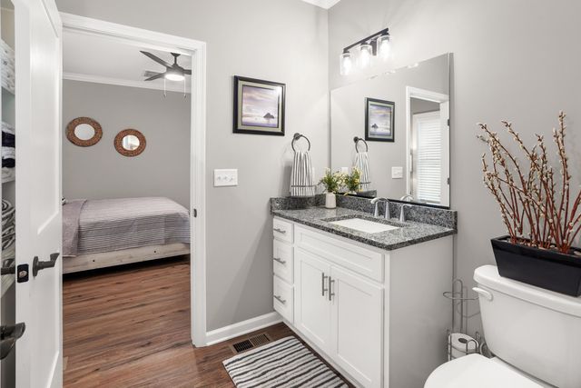 105 Belvior CIR, Moneta, VA 24121
