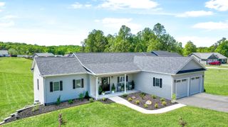105 Belvior CIR, Moneta, VA 24121