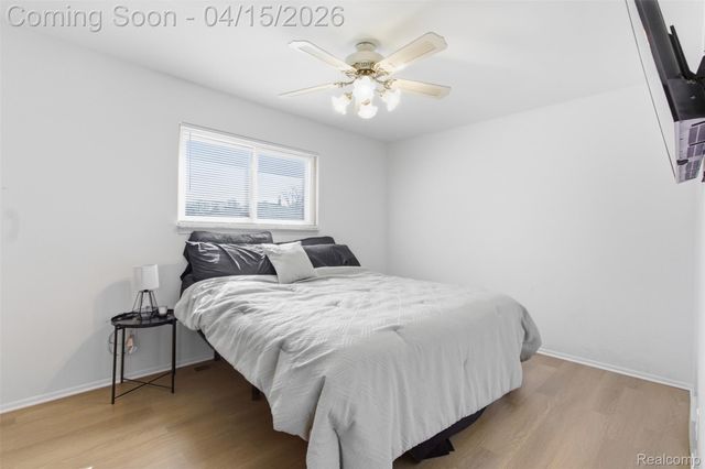 27314 Pleasant Drive, Warren, MI 48088