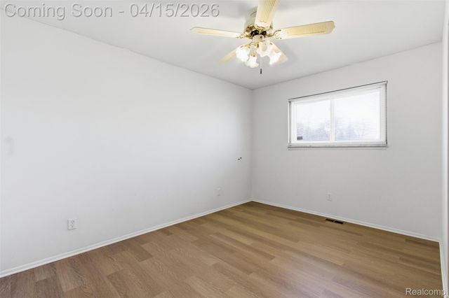 27314 Pleasant Drive, Warren, MI 48088