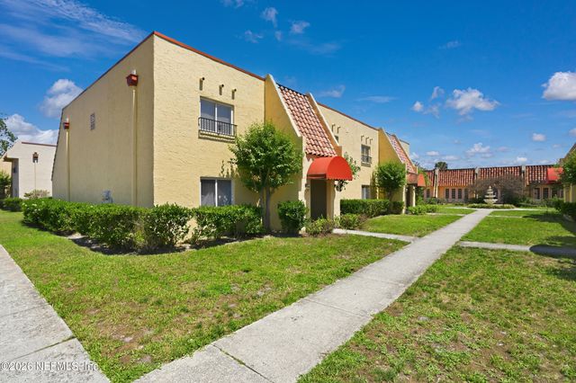 3906 MISSION Drive 4, Jacksonville, FL 32217