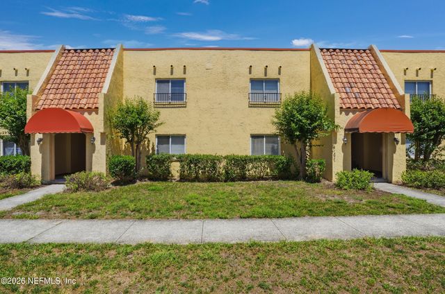 3906 MISSION Drive 4, Jacksonville, FL 32217