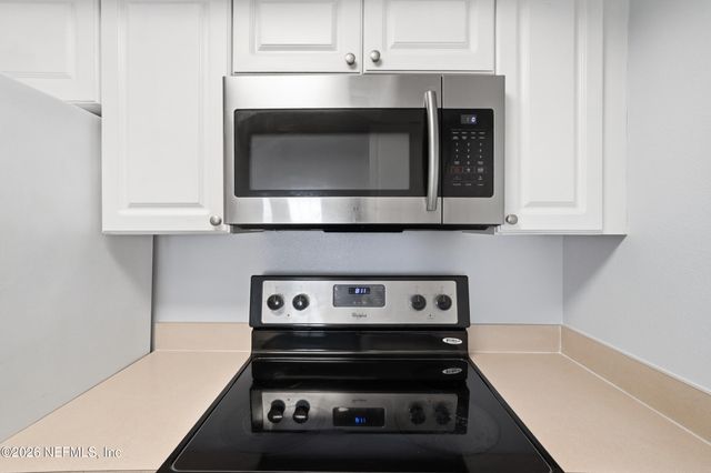 3906 MISSION Drive 4, Jacksonville, FL 32217