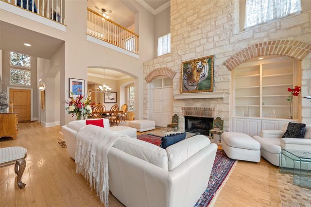 11305 Taylor Draper LN 1-A, Austin, TX 78759