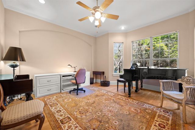 11305 Taylor Draper LN 1-A, Austin, TX 78759