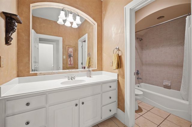 11305 Taylor Draper LN 1-A, Austin, TX 78759