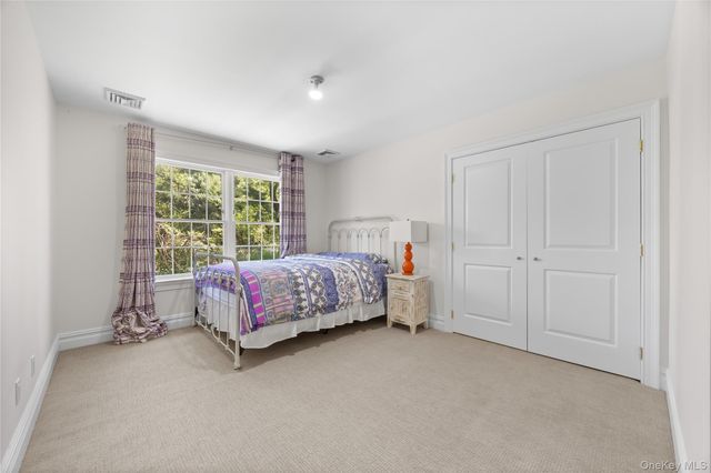 47 Valley Road, Old Westbury, NY 11568