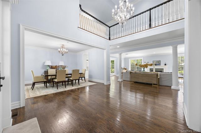 47 Valley Road, Old Westbury, NY 11568