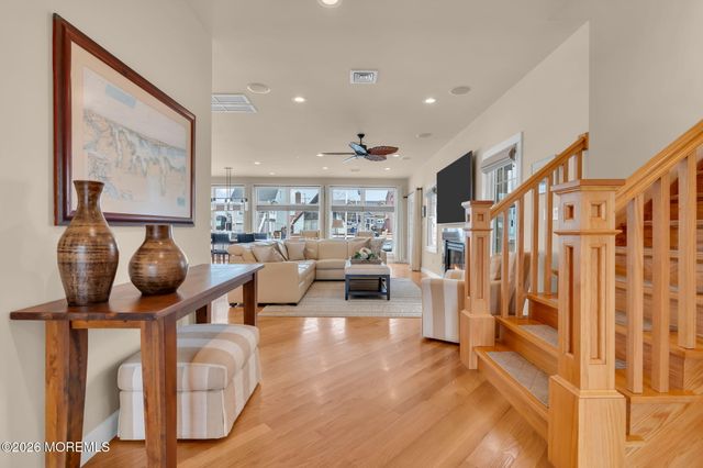 506 Bayview Drive, Toms River, NJ 08753