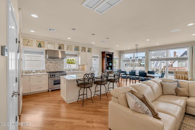 506 Bayview Drive, Toms River, NJ 08753