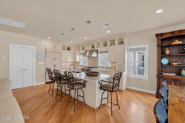 506 Bayview Drive, Toms River, NJ 08753