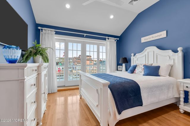 506 Bayview Drive, Toms River, NJ 08753